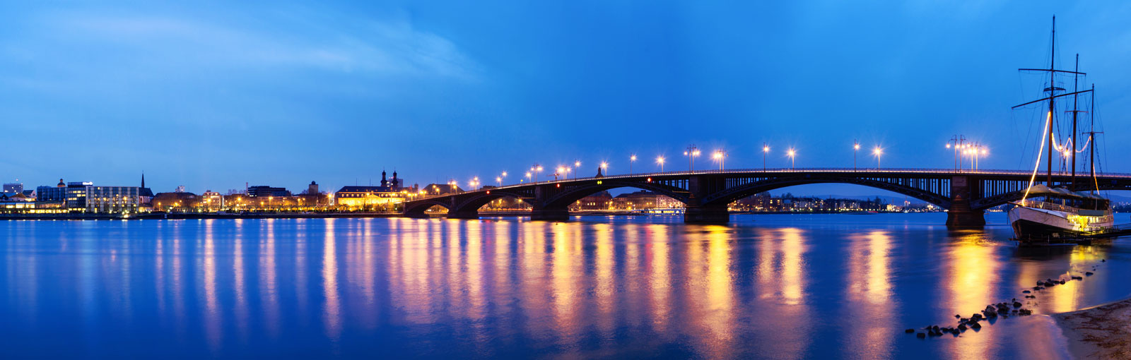 Mainz Theodor-Heuss-Brücke